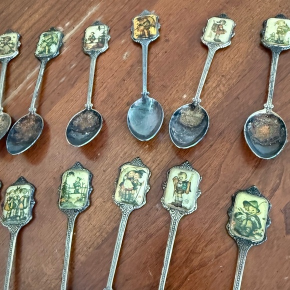Vintage 1980 ARS First Edition Hummel Collector Spoons Lot of 13 Silverplate - Picture 4 of 10